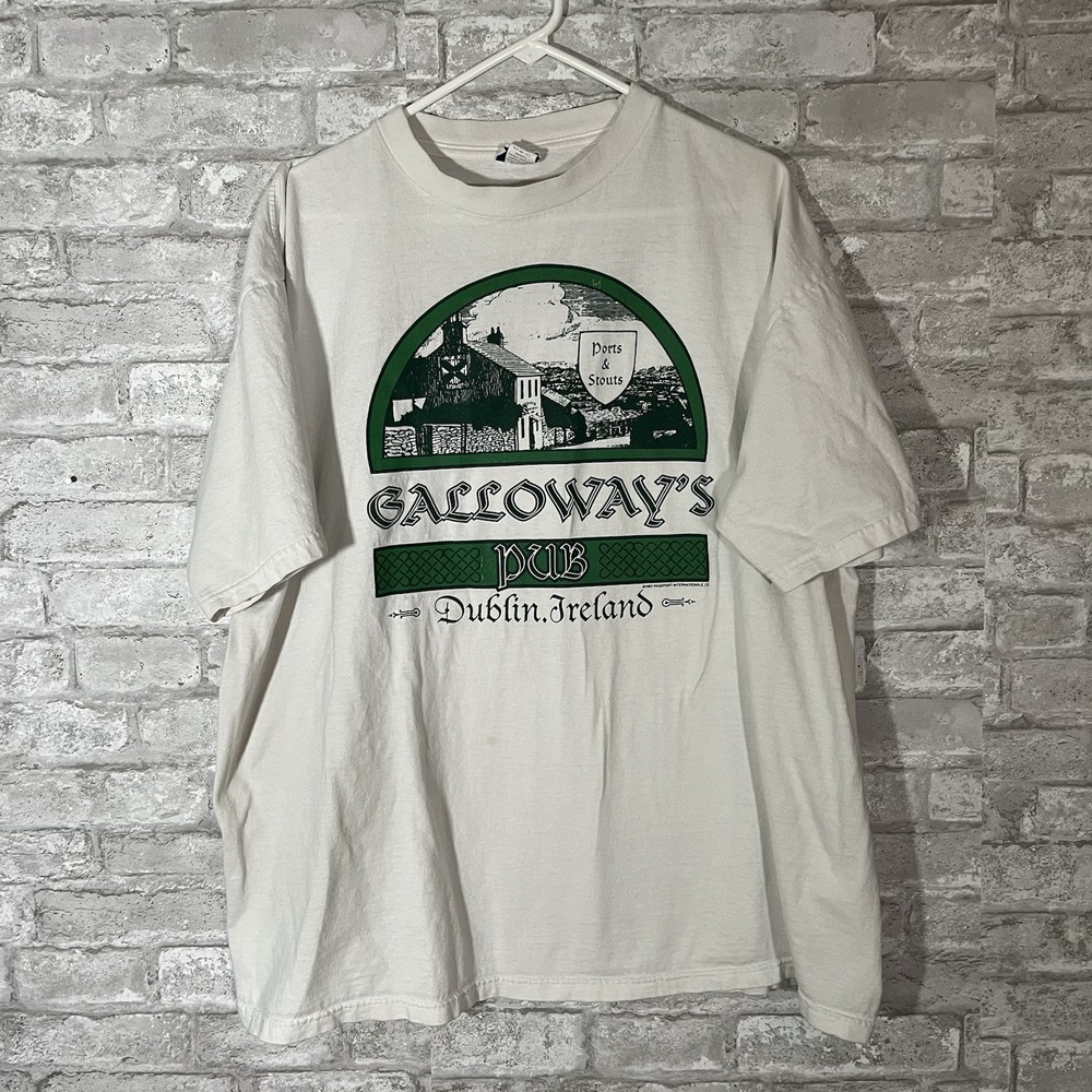 Vintage 90s GALLOWAY'S, PUB, Dublin, Ireland, and Ports & Stouts. T Shirt Sz XXL